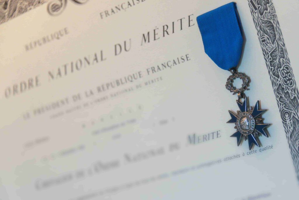 A qui revient une médaille de l Ordre National du Mérite Mon Hérisson